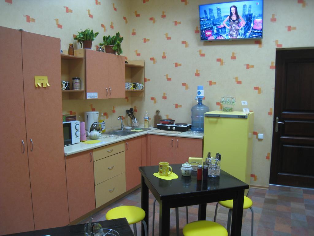 Hostel Smile-Dnepr Dnipro Exterior photo