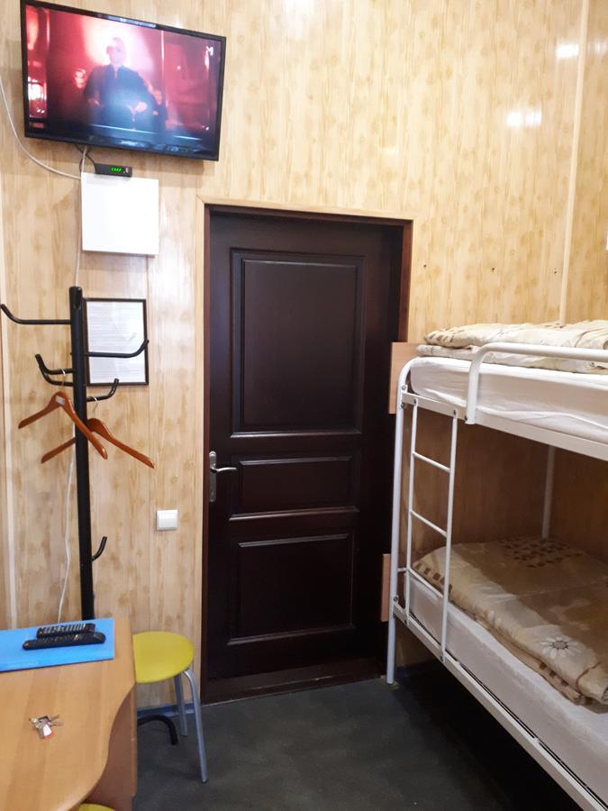 Hostel Smile-Dnepr Dnipro Exterior photo
